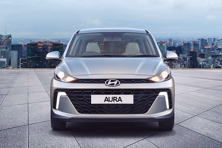 Hyundai Aura thumbnail 2
