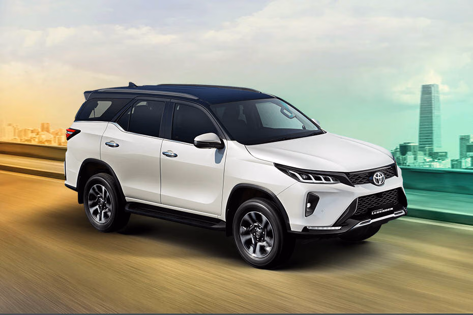Toyota Fortuner thumbnail 5